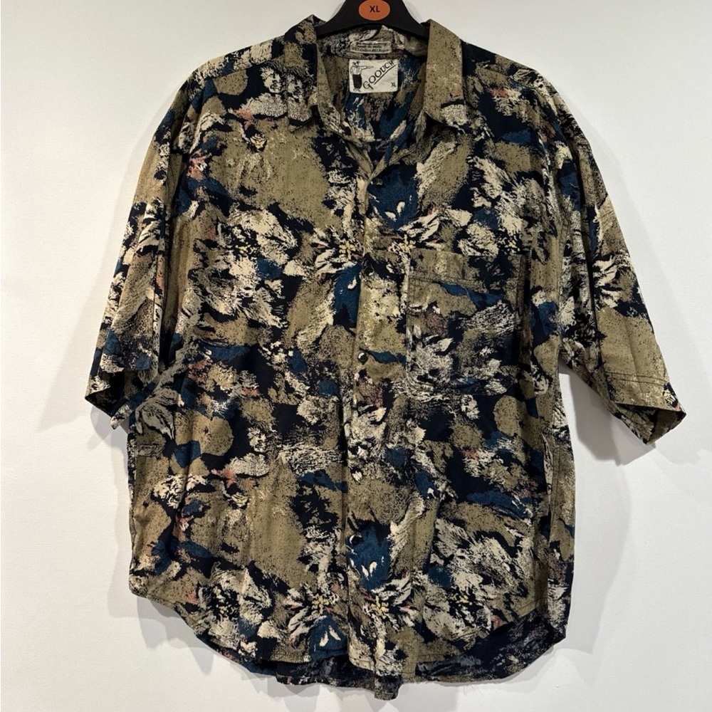 Vintage Goouch Men's Short Sleeve, Abstract Print. Size XL. Pre-owned